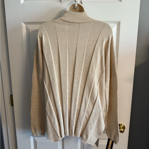 Joseph A Oatmeal Heather Turtleneck Sweater NWT Size Small - Picture 2 of 10